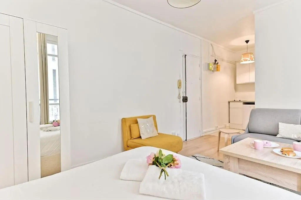 Apartment Studio Paisible Parc Des Buttes-Chaumont Paris
