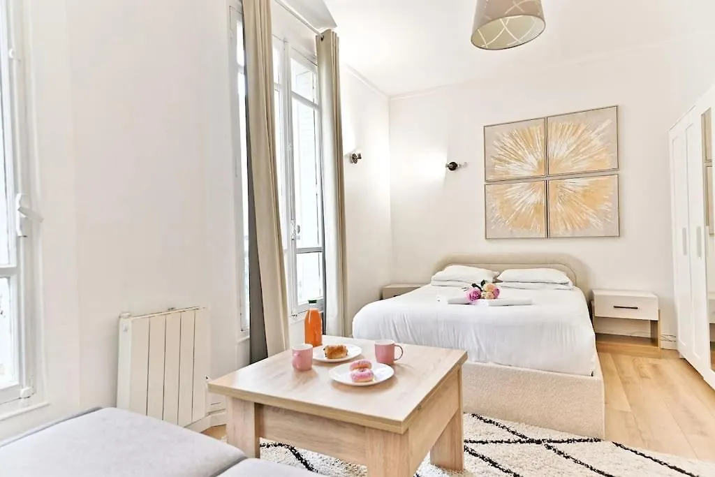 Studio Paisible Parc Des Buttes-Chaumont Paris Apartment