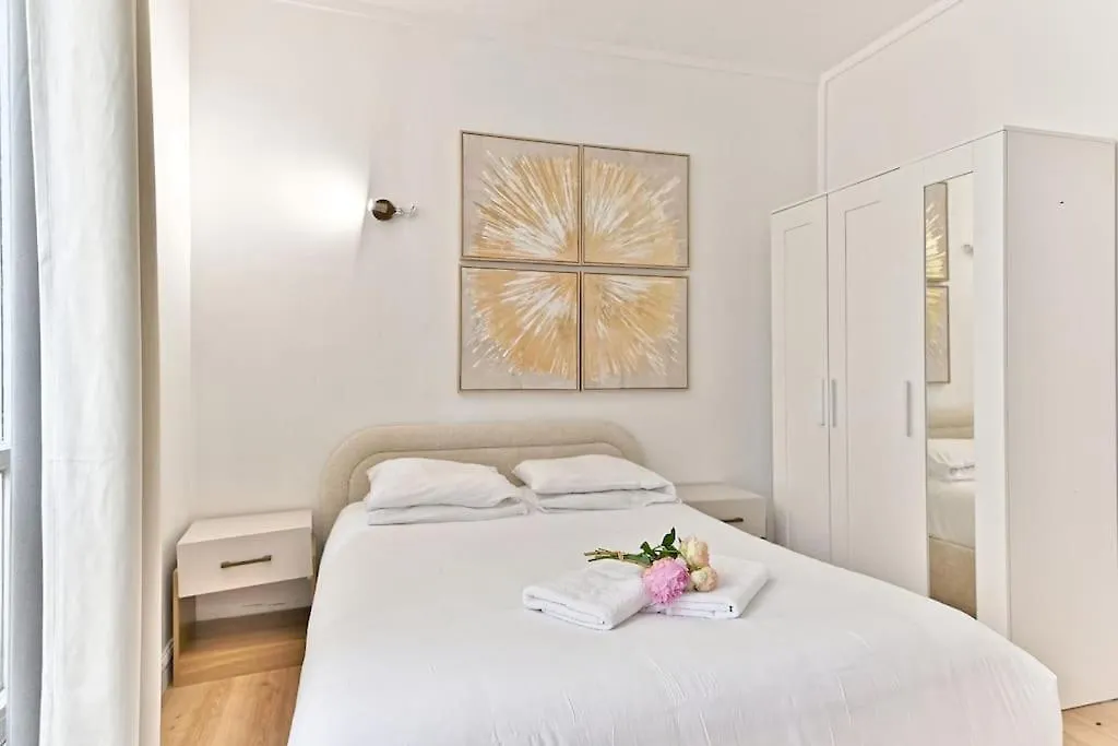 Apartment Studio Paisible Parc Des Buttes-Chaumont Paris France
